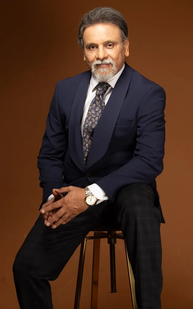 Dr. Sanjay Parashar, surgeon for otoplasty in Dubai