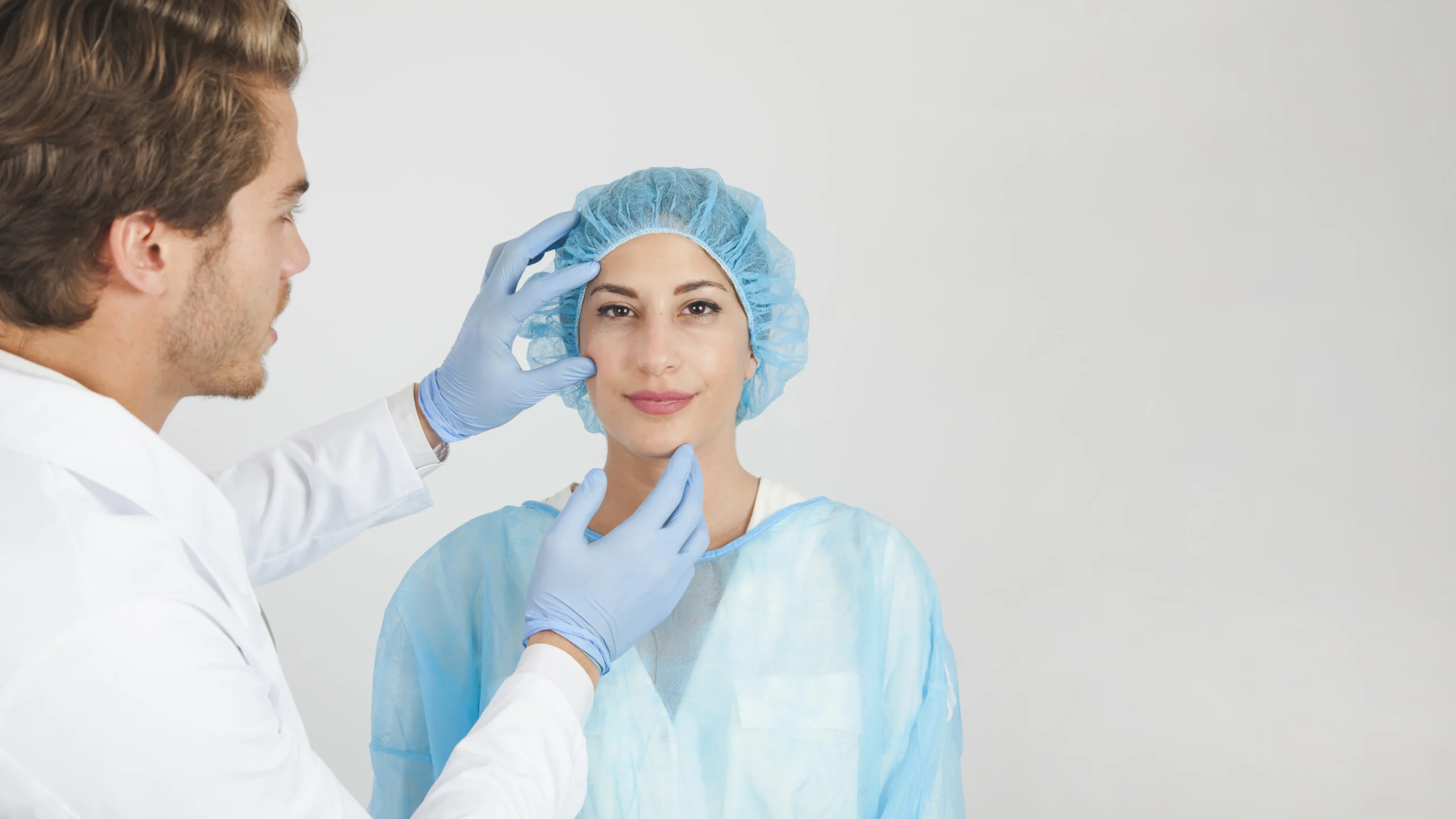 Patient receiving radiofrequency treatment for non-surgical facelift in Dubai