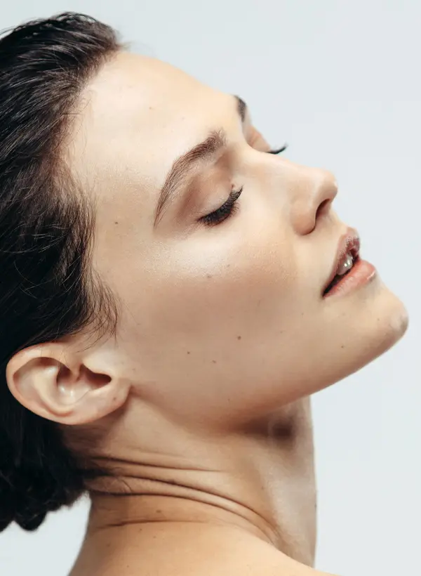 Double-chin-liposuction-in-dubai